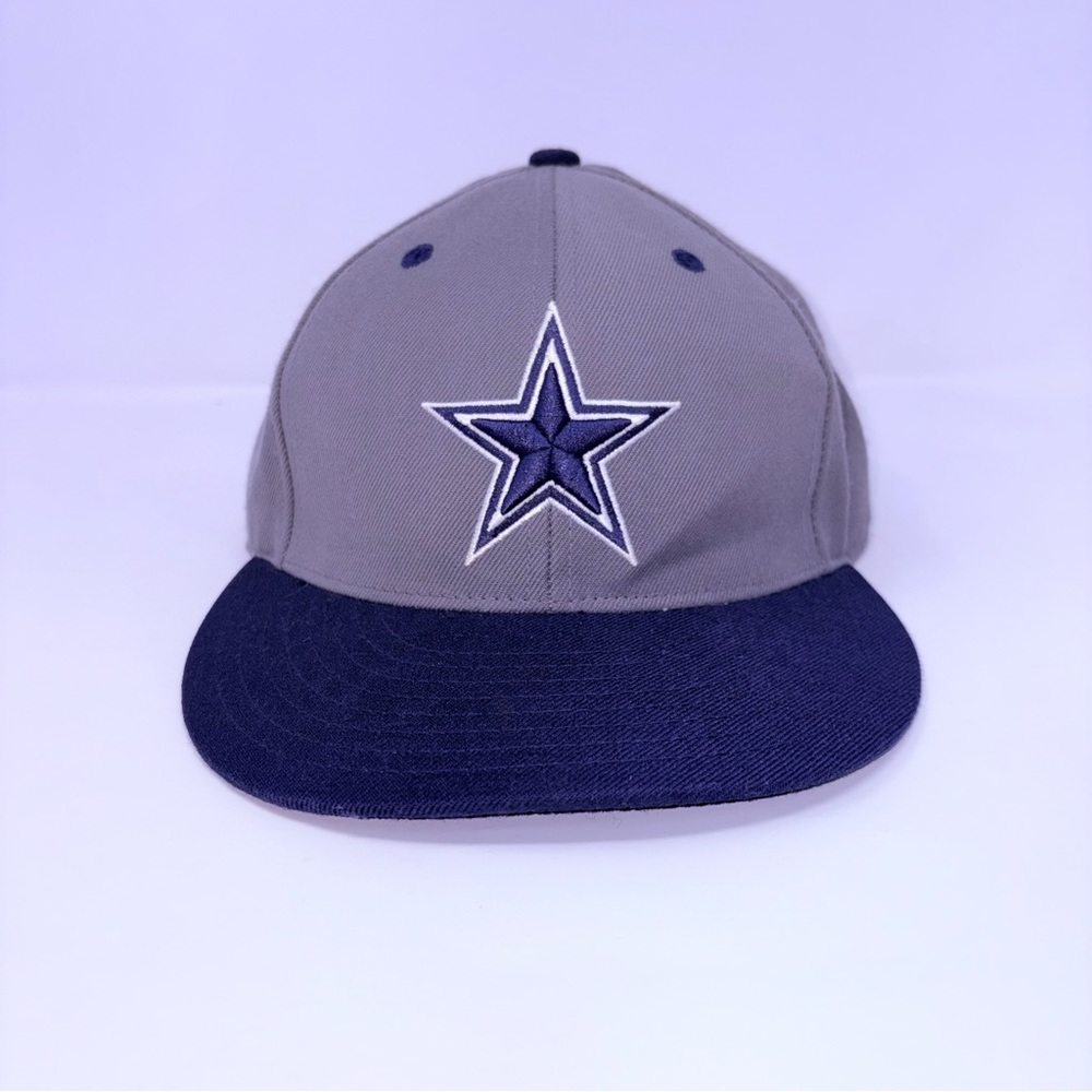 Dallas Cowboys NFL 100% Wool Reebok NFL Team Apparel 7 1/4 Fitted Hat Star Logo